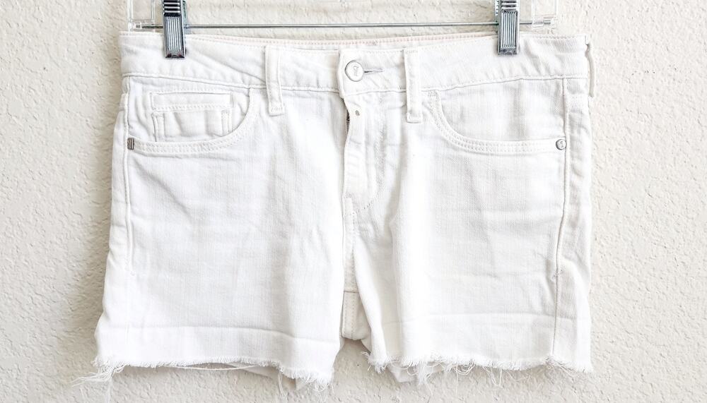 Pilcro And The Letterpress White Frayed Hem Denim Shorts 26 Lightweight Soft